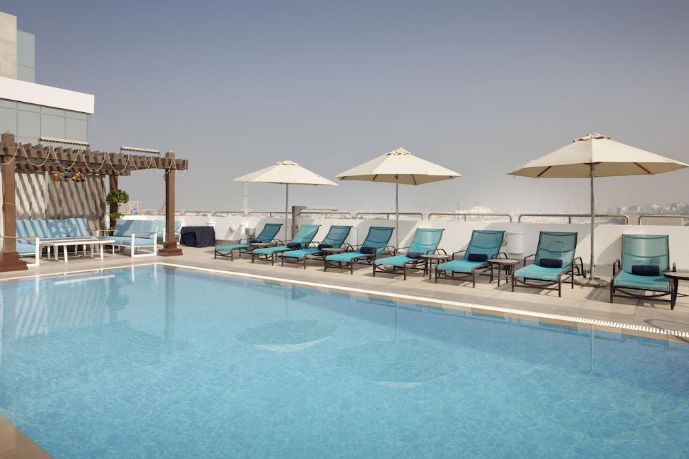 Готель Hilton Garden Jumeirah Дубай