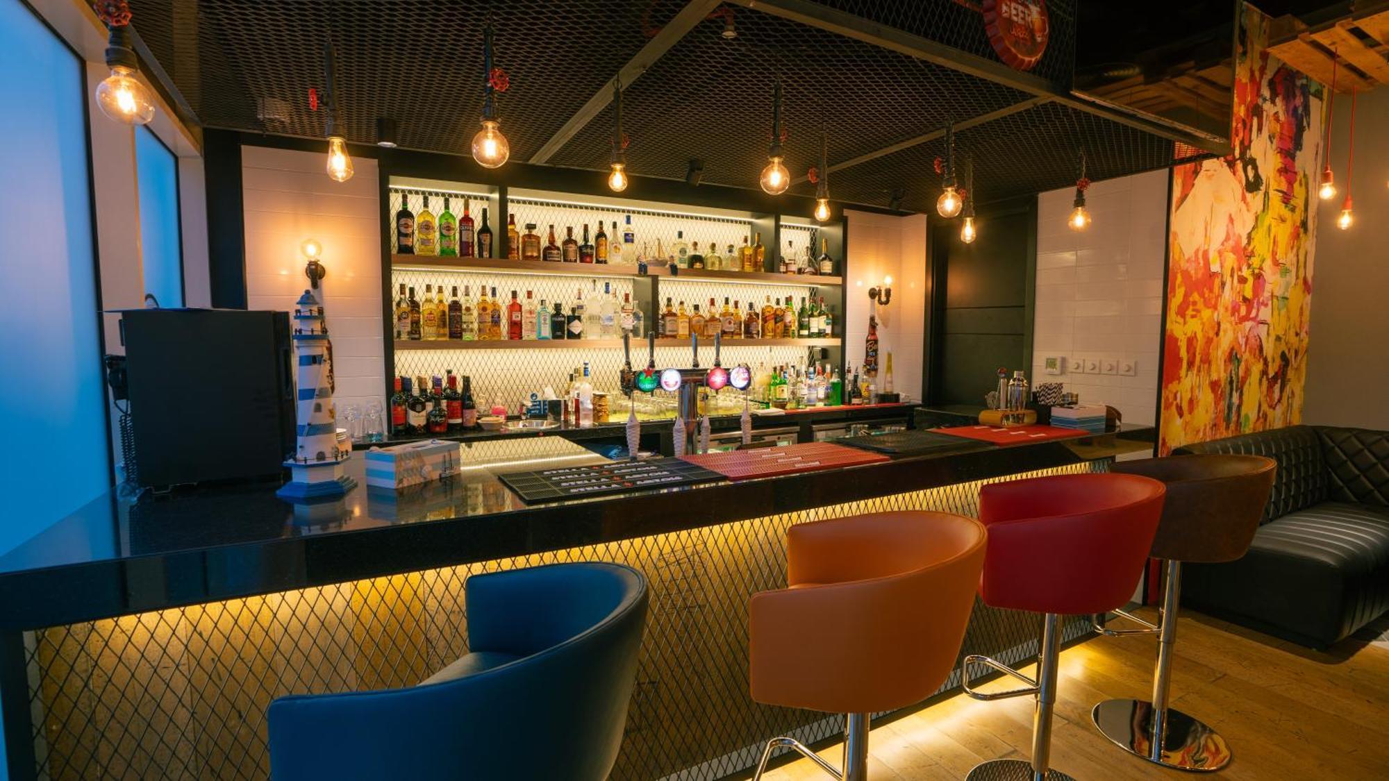 Готель Hilton Garden Jumeirah 4*